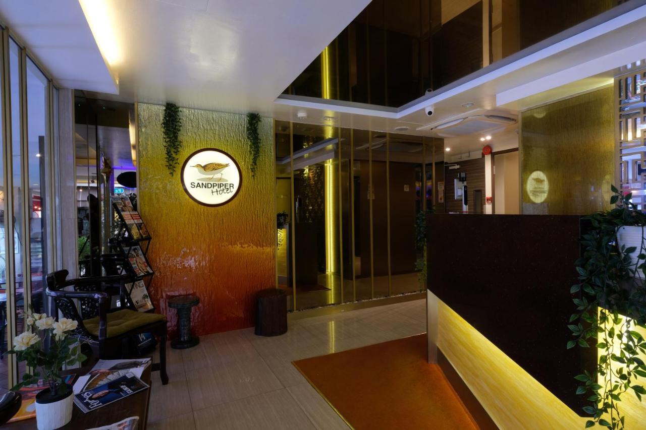 Single Sharing Room And Short Hours Stay At Sandpiper Hotel Szingapúr Kültér fotó